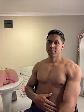 Paulcreewx online show from April 2026 08:20:01 PM