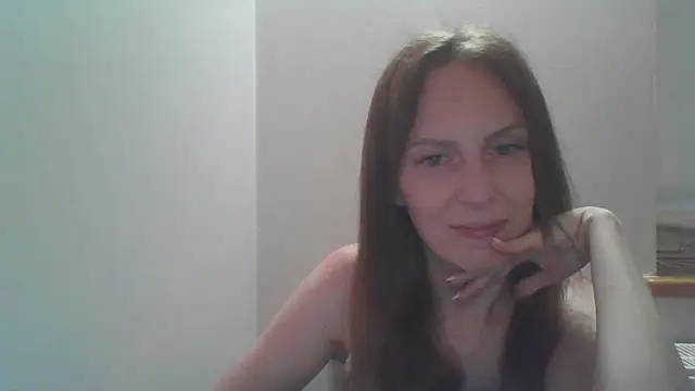 Snapshot of AnnaTight chatting on June 2026 06:35:01 PM AnnaTight online show from June 2026 06:35:01 PM