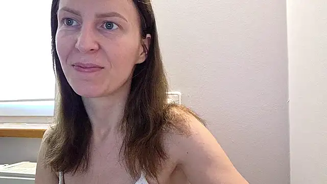 Snapshot of AnnaTight chatting on June 2026 08:15:01 AM AnnaTight online show from June 2026 08:15:01 AM