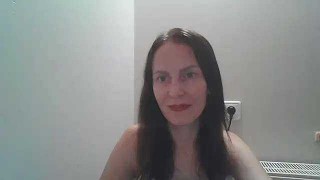 Snapshot of AnnaTight chatting on August 2026 05:37:01 PM AnnaTight online show from August 2026 05:37:01 PM