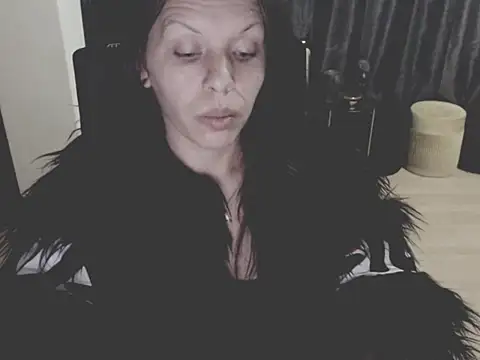 IconDomme0 online show from March 2026 09:52:02 PM