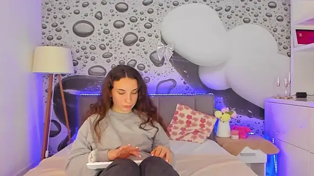 JosephineRows online show from March 2026 01:44:01 PM