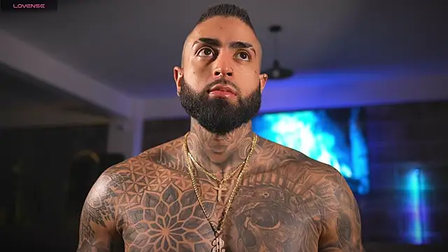 Snapshot of Eros_Dark_ chatting on April 2026 04:46:01 AM Eros Dark online show from April 2026 04:46:01 AM