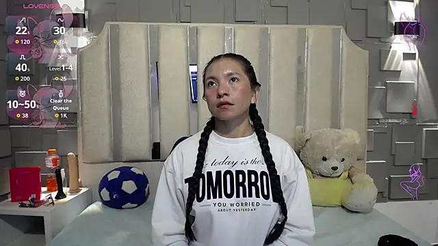 Snapshot of Chloe16_ chatting on April 2026 07:40:01 PM Chloe16 online show from April 2026 07:40:01 PM