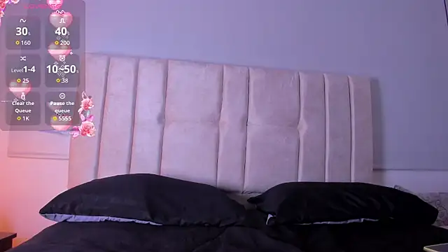 tall sweetie online show from April 2026 04:52:01 AM