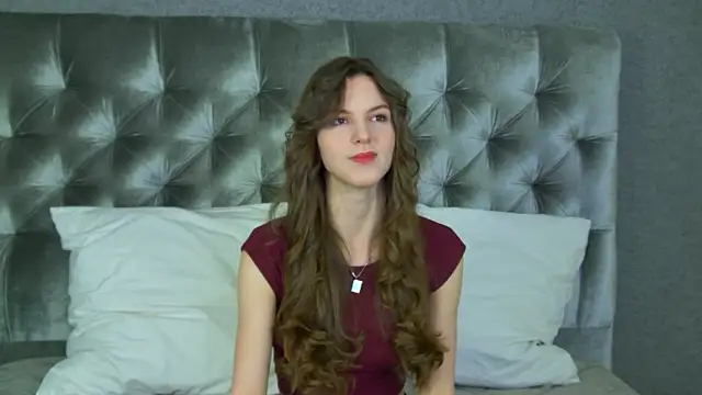 Snapshot of AmaliaLima chatting on April 2026 04:08:02 AM AmaliaLima online show from April 2026 04:08:02 AM