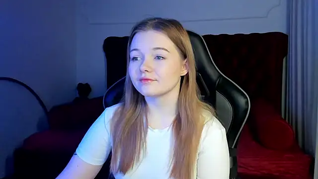 ElinaVale online show from March 2026 05:13:02 PM