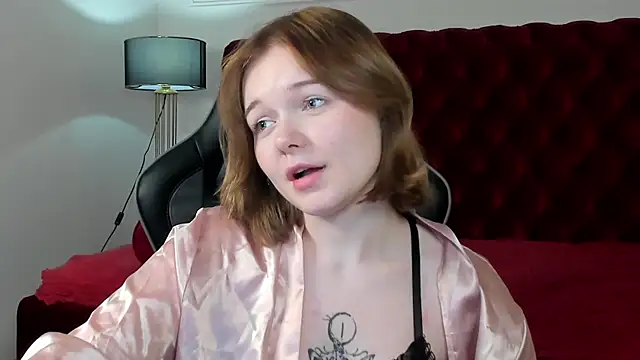 Snapshot of ElinaVale chatting on July 2026 03:03:02 PM ElinaVale online show from July 2026 03:03:02 PM