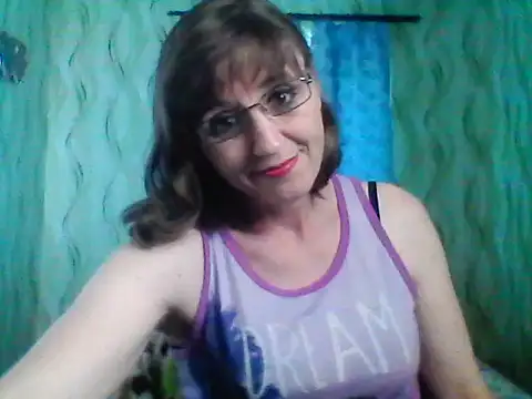 Alisaprice077 online show from June 2026 10:39:01 AM