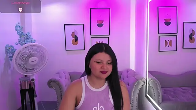 Snapshot of Natty_bella chatting on March 2026 07:40:02 PM Natty bella online show from March 2026 07:40:02 PM