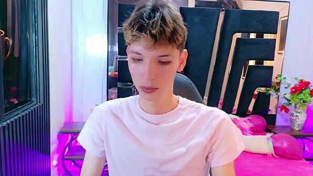 Snapshot of Stefany_PiInk chatting on March 2026 12:54:02 PM Stefany PiInk online show from March 2026 12:54:02 PM