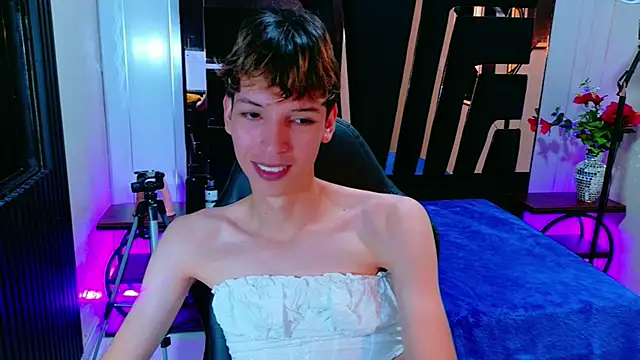 Snapshot of Stefany_PiInk chatting on April 2026 12:16:02 PM Stefany PiInk online show from April 2026 12:16:02 PM