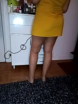 Snapshot of Ha_Nina chatting on April 2026 08:17:02 PM Ha Nina online show from April 2026 08:17:02 PM