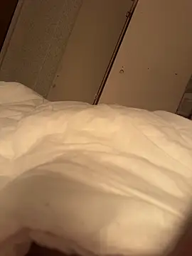 Maxi2515 online show from April 2026 11:19:02 PM