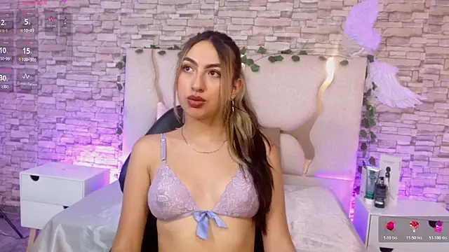 Snapshot of cloe_1tay chatting on March 2026 07:42:02 PM cloe 1tay online show from March 2026 07:42:02 PM