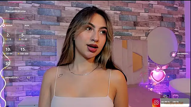 Snapshot of cloe_1tay chatting on April 2026 03:12:02 AM cloe 1tay online show from April 2026 03:12:02 AM