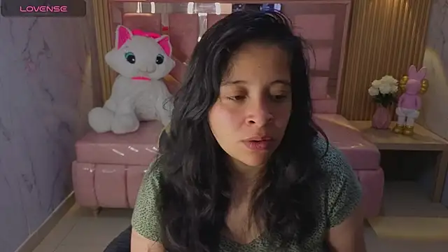 sara tellez s online show from July 2026 07:23:02 AM