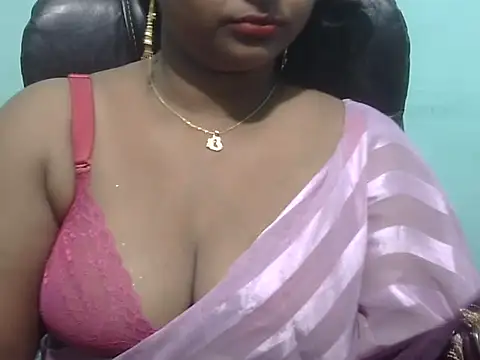 Rashmi hotgirl online show from May 2026 04:35:01 PM