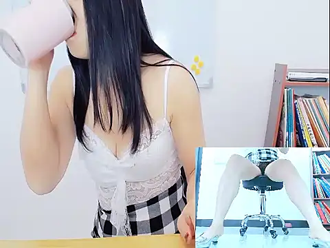 only-01 online show from April 2026 01:47:02 AM