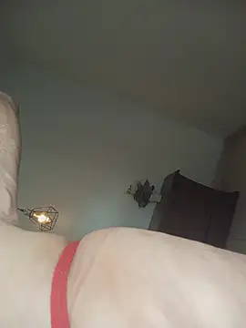 Elenna   online show from April 2026 01:38:02 PM