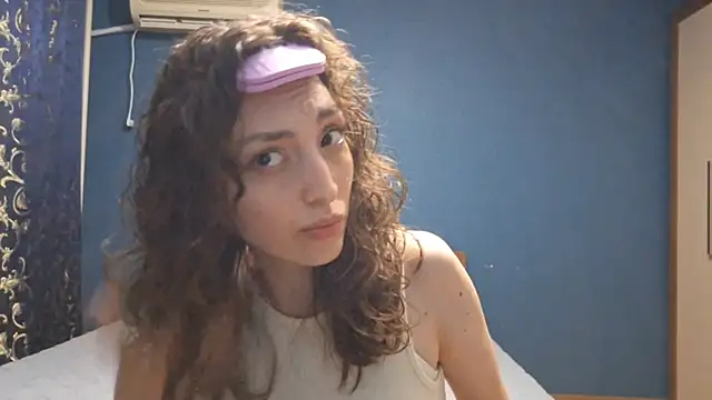 CindyLight online show from April 2026 04:51:02 PM