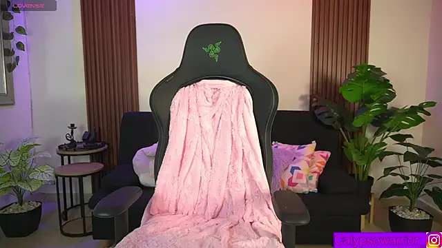 Snapshot of calypso_and_g2 chatting on March 2026 10:02:02 PM calypso and g2 online show from March 2026 10:02:02 PM