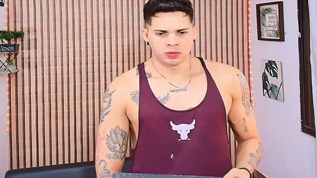 Snapshot of johan_speitzer chatting on March 2026 02:16:01 AM johan speitzer online show from March 2026 02:16:01 AM