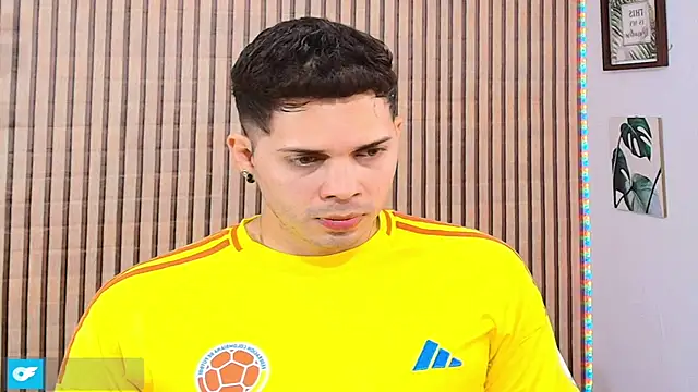 Snapshot of johan_speitzer chatting on March 2026 07:47:02 PM johan speitzer online show from March 2026 07:47:02 PM