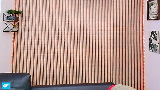 Snapshot of johan_speitzer chatting on April 2026 02:07:01 AM johan speitzer online show from April 2026 02:07:01 AM