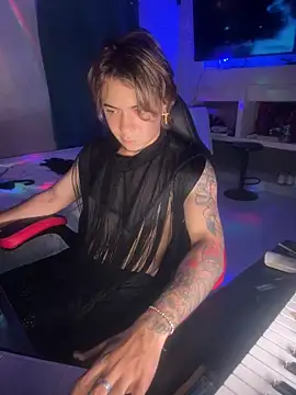 AngelLatinBoy online show from March 2026 11:08:01 PM