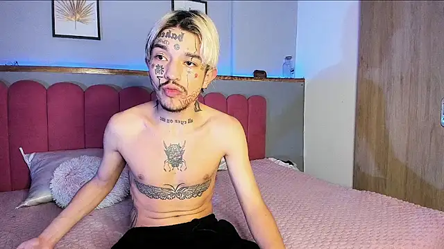 MidnightSinners online show from April 2026 02:17:01 AM