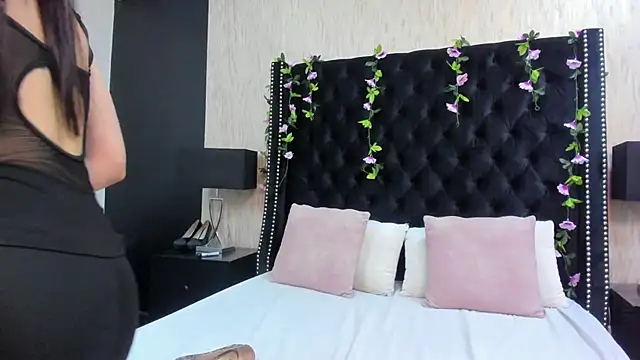 Snapshot of MeganNightt chatting on March 2026 07:52:01 PM MeganNightt online show from March 2026 07:52:01 PM