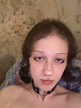 Snapshot of AmanitaXXX69 chatting on April 2026 07:42:02 AM AmanitaXXX69 online show from April 2026 07:42:02 AM