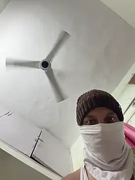 legend twink online show from April 2026 11:04:02 AM