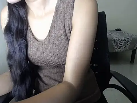 shreya sharma01 online show from April 2026 05:29:02 AM