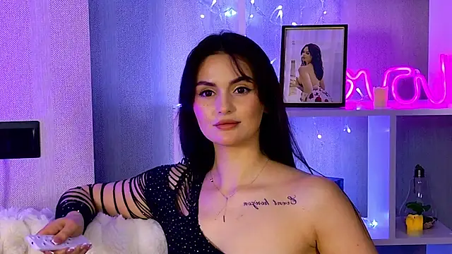 MilaaSweety online show from April 2026 02:37:01 PM