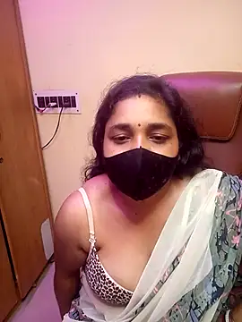 Snapshot of Tanvi_My_Girl chatting on March 2026 10:33:02 AM Tanvi My Girl online show from March 2026 10:33:02 AM