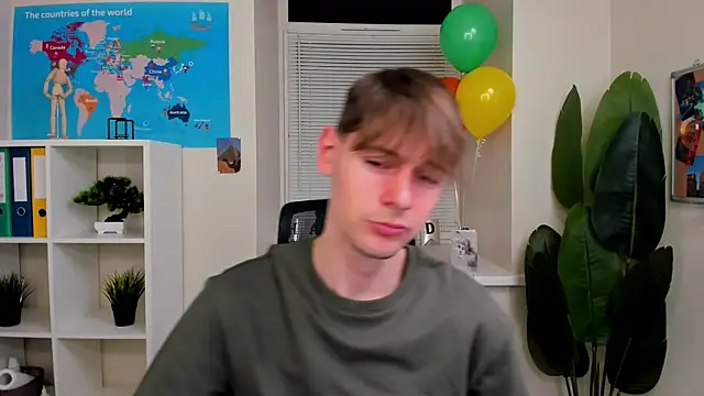 Snapshot of Martin_Perry chatting on April 2026 04:36:02 PM Martin Perry online show from April 2026 04:36:02 PM