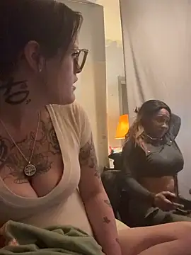 Snapshot of mystery916 chatting on April 2026 02:34:01 AM mystery916 online show from April 2026 02:34:01 AM