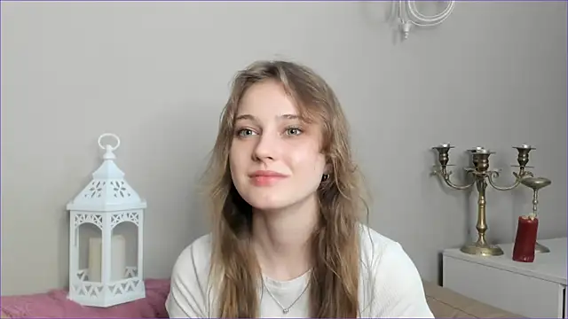 RubieHeiser online show from April 2026 06:15:01 PM