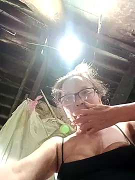 Snapshot of Tina6886 chatting on March 2026 08:26:33 AM Tina6886 online show from March 2026 08:26:33 AM