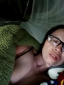 Snapshot of Tina6886 chatting on March 2026 09:38:02 PM Tina6886 online show from March 2026 09:38:02 PM