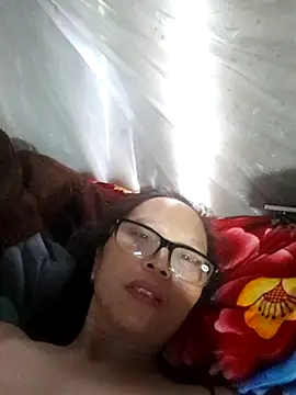 Snapshot of Tina6886 chatting on April 2026 10:05:02 AM Tina6886 online show from April 2026 10:05:02 AM