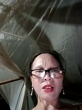 Snapshot of Tina6886 chatting on April 2026 01:41:01 PM Tina6886 online show from April 2026 01:41:01 PM