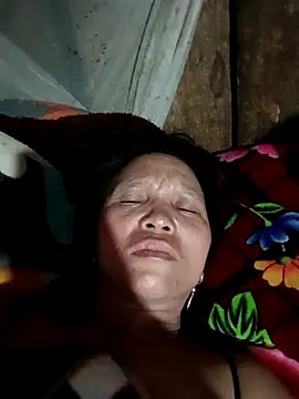 Snapshot of Tina6886 chatting on April 2026 07:19:01 PM Tina6886 online show from April 2026 07:19:01 PM