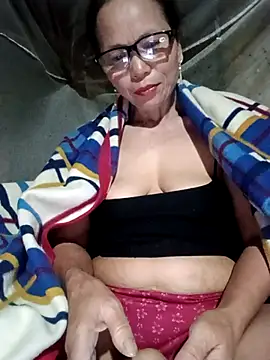 Snapshot of Tina6886 chatting on April 2026 08:24:02 PM Tina6886 online show from April 2026 08:24:02 PM