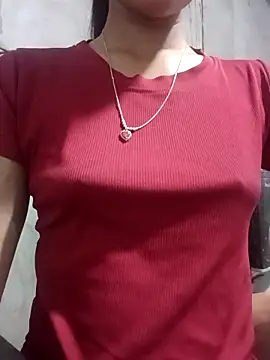 Snapshot of Rosie-LoveU chatting on April 2026 11:04:01 PM Rosie-LoveU online show from April 2026 11:04:01 PM