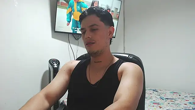 Snapshot of JUAN_CAMILOXXX chatting on August 2026 05:20:01 AM JUAN CAMILOXXX online show from August 2026 05:20:01 AM