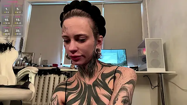 KizzieSherbert online show from April 2026 01:13:01 PM