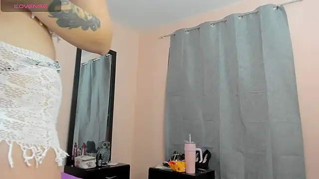 brigitt3 online show from April 2026 01:46:01 PM